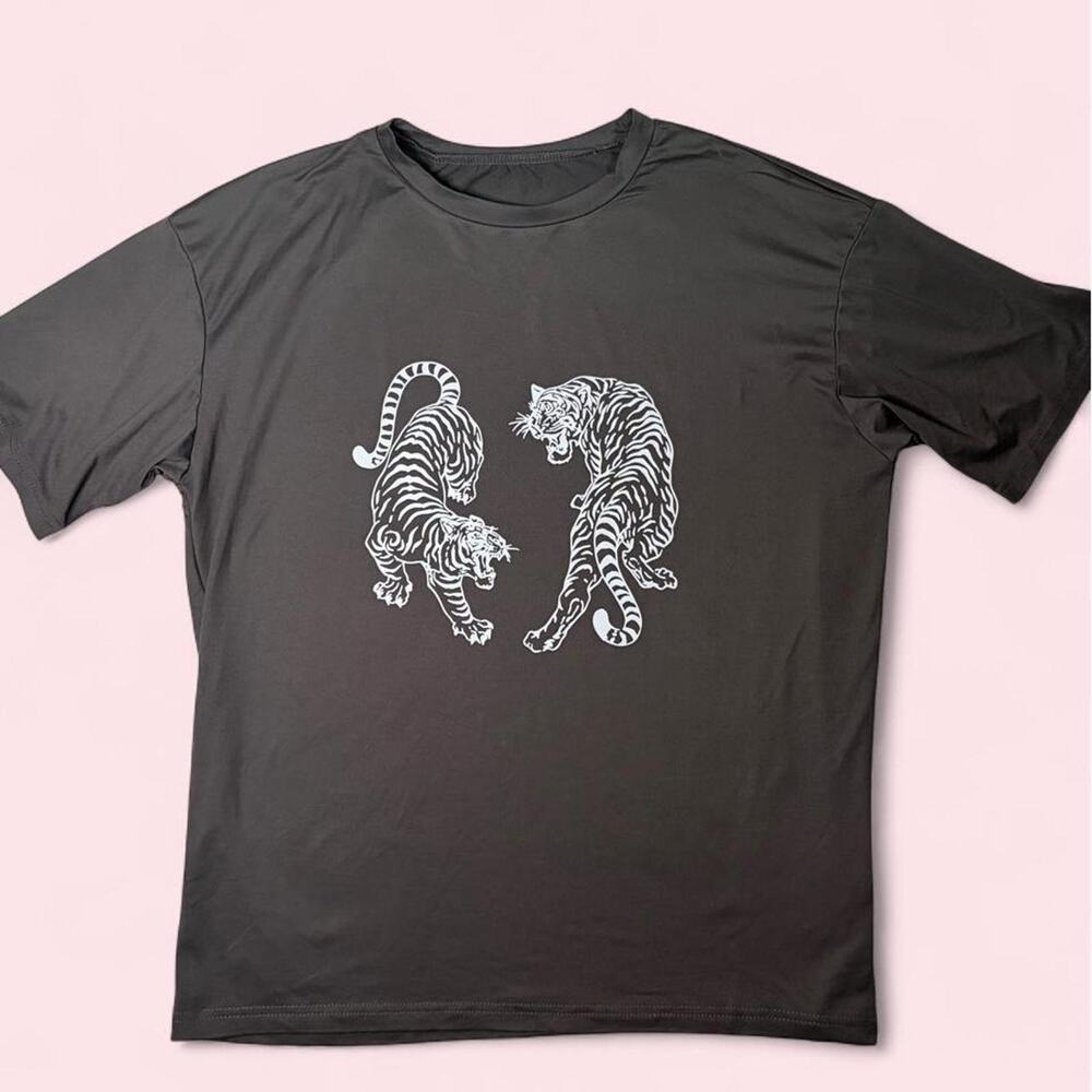 Grey Tiger Graphic Tee - Size M